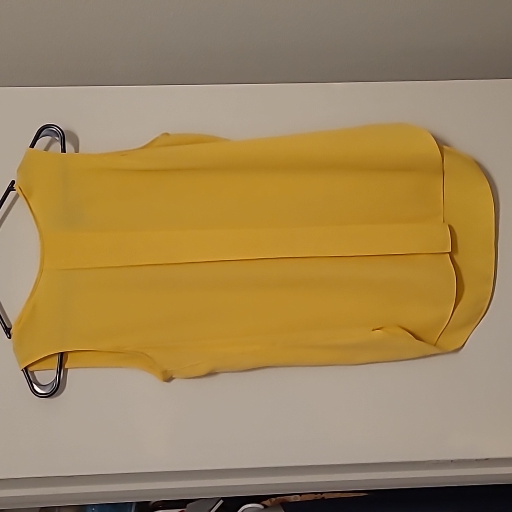 Sleevless Muster Color Blouse Size S
